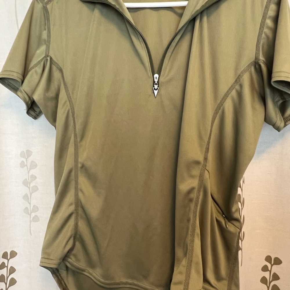 Kerrits L Women’s riding shirt olive green
